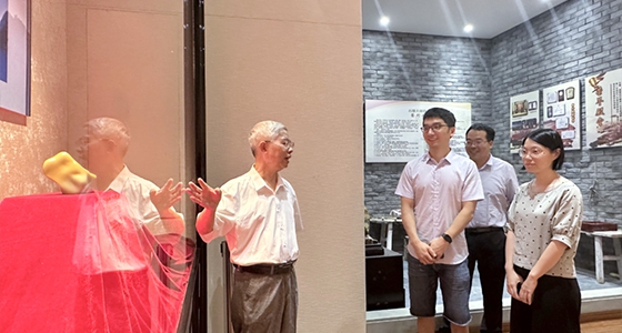 中國人民大學調研組參觀安特·倪東方藝術博物館